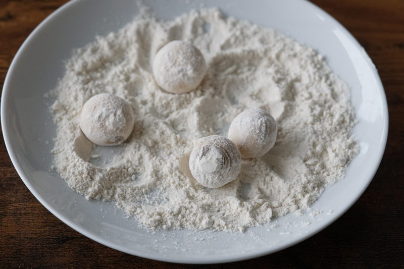 mushrooms in flour