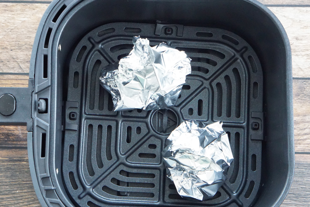 garlic bulbs in the air fryer