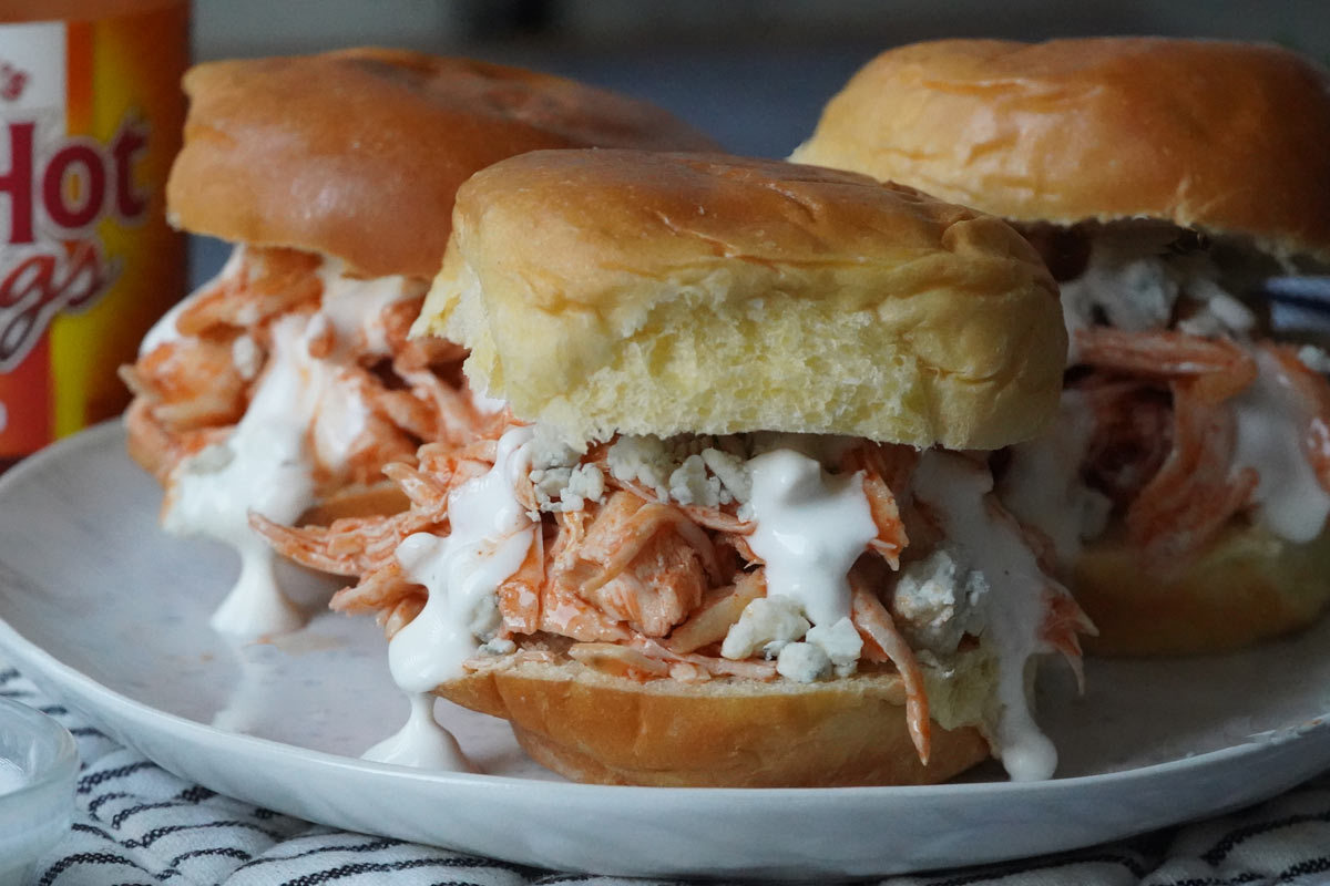buffalo chicken sliders