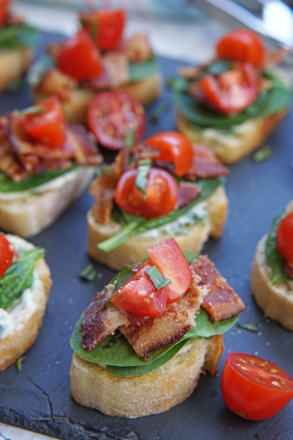 BLT crostini appetizer