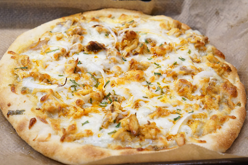 buffalo chicken pizza