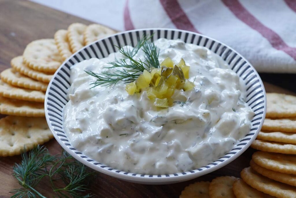 dill pickle dip