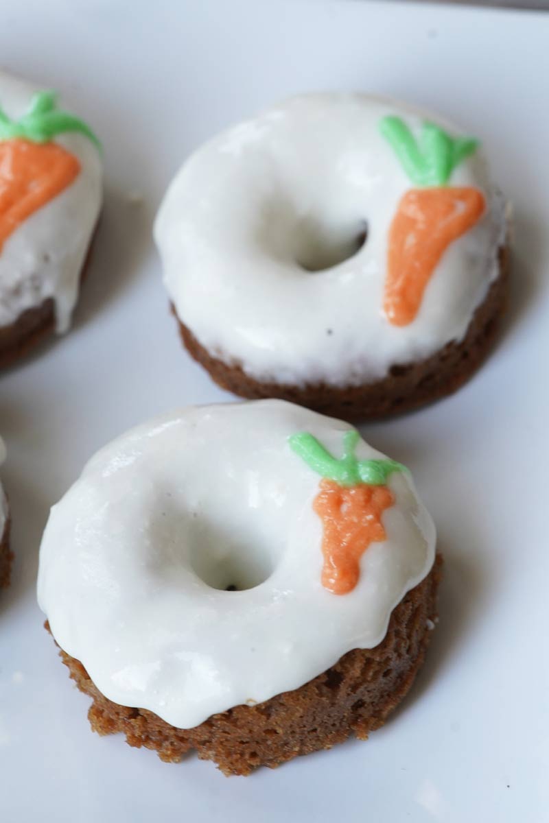 carrot cake donuts