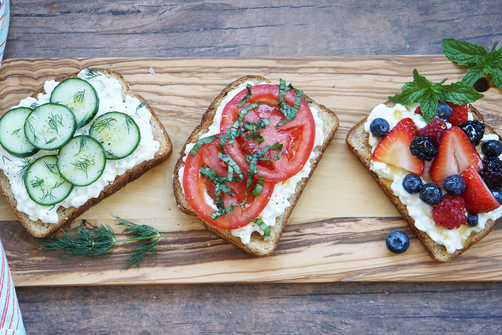 Loaded cottage cheese toast