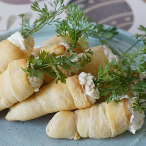 crescent rolls carrots
