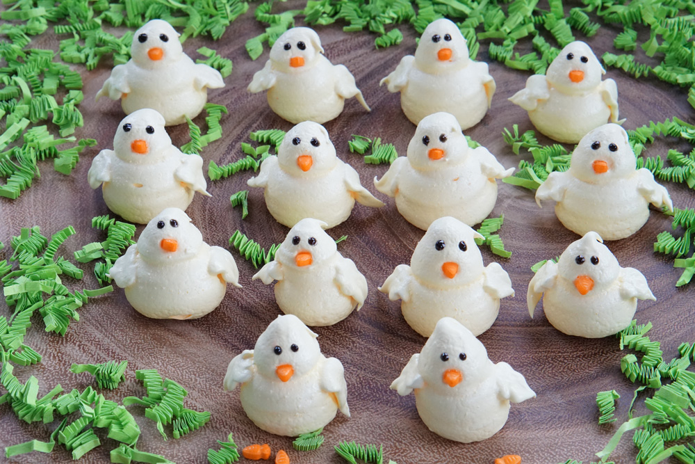 Easter meringue chicks