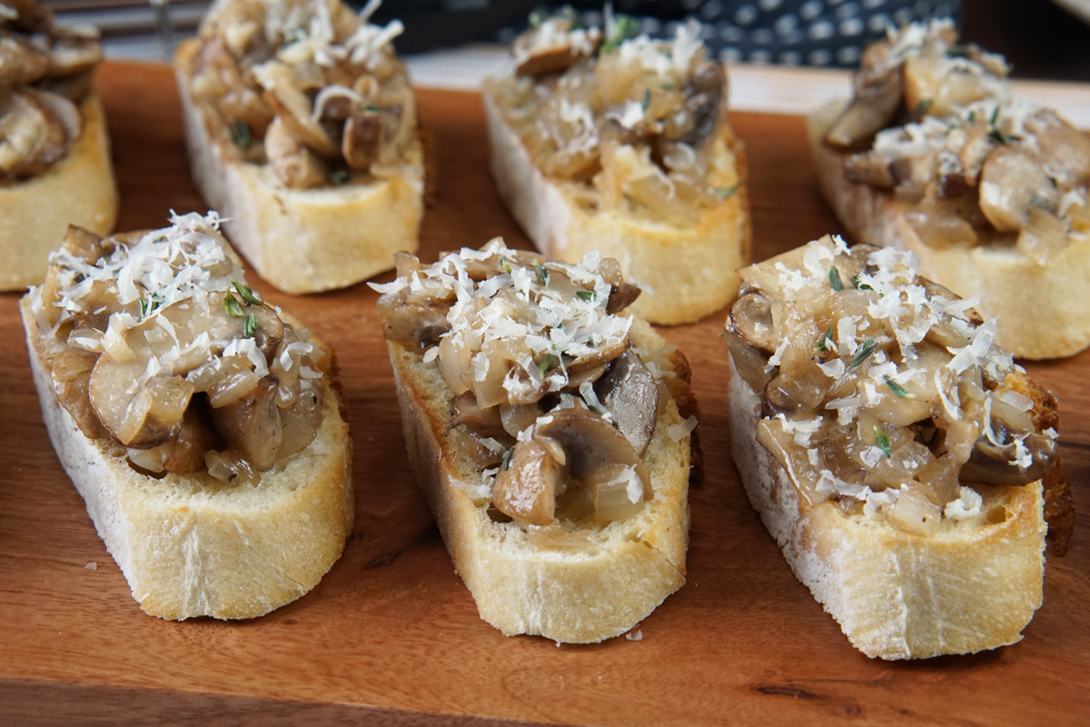 19 Creative Crostini Recipes That Are Perfect for Any Party