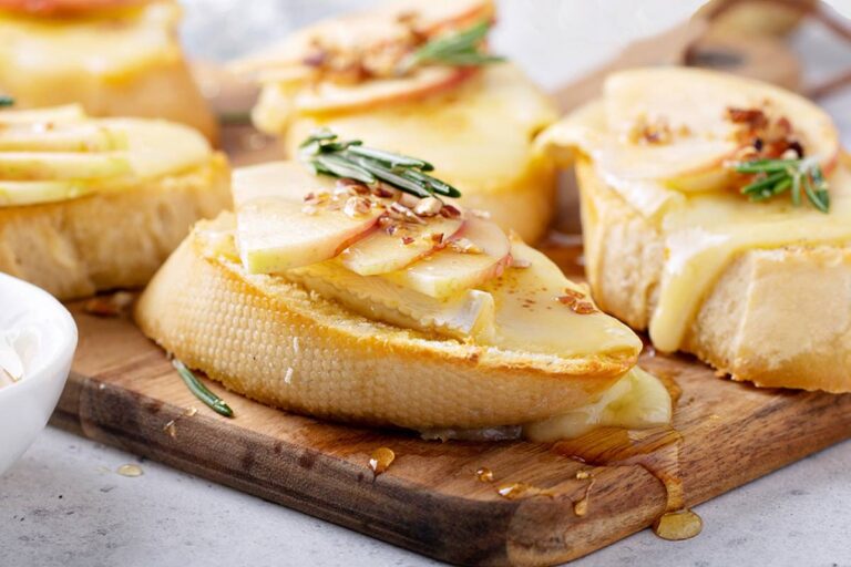 Pear Crostini