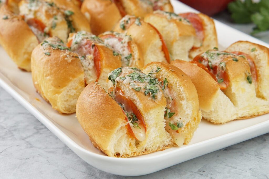 Pepperoni pizza bites