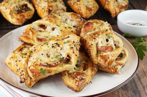 ham and cheese puff pastry bundles