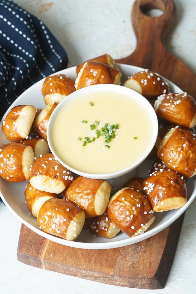 beer cheese pretzels