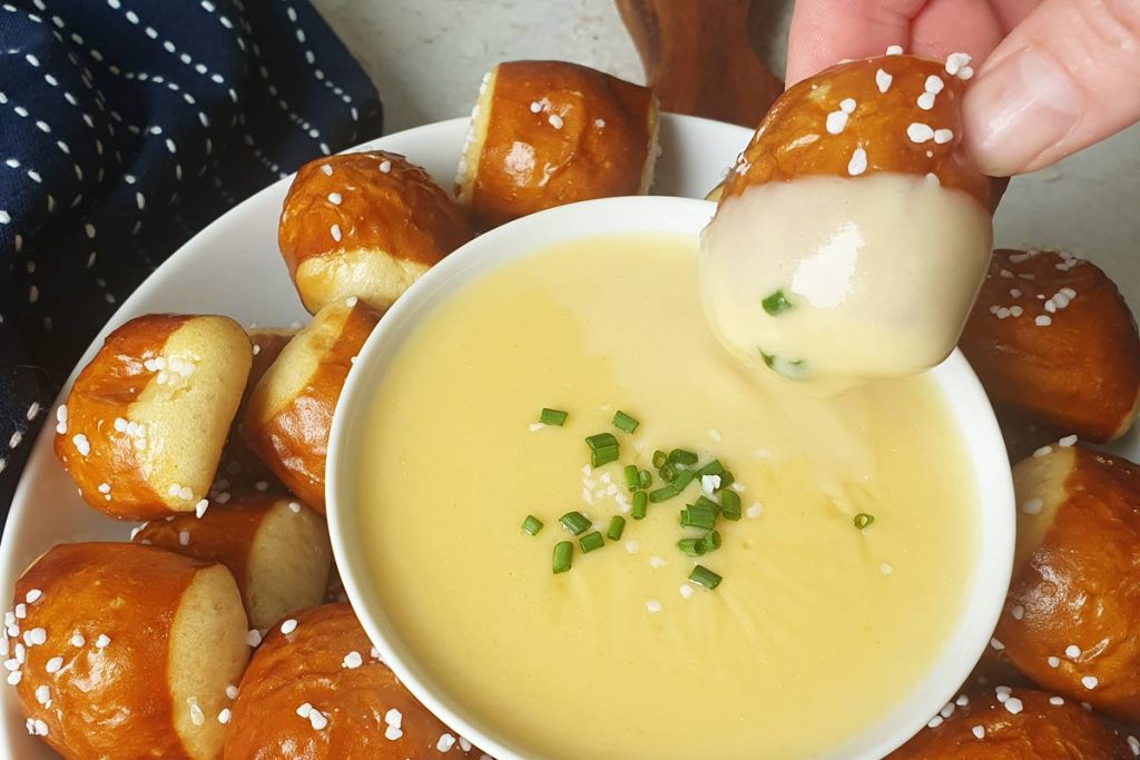 beer cheese pretzels