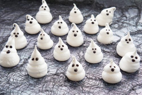Meringue ghosts