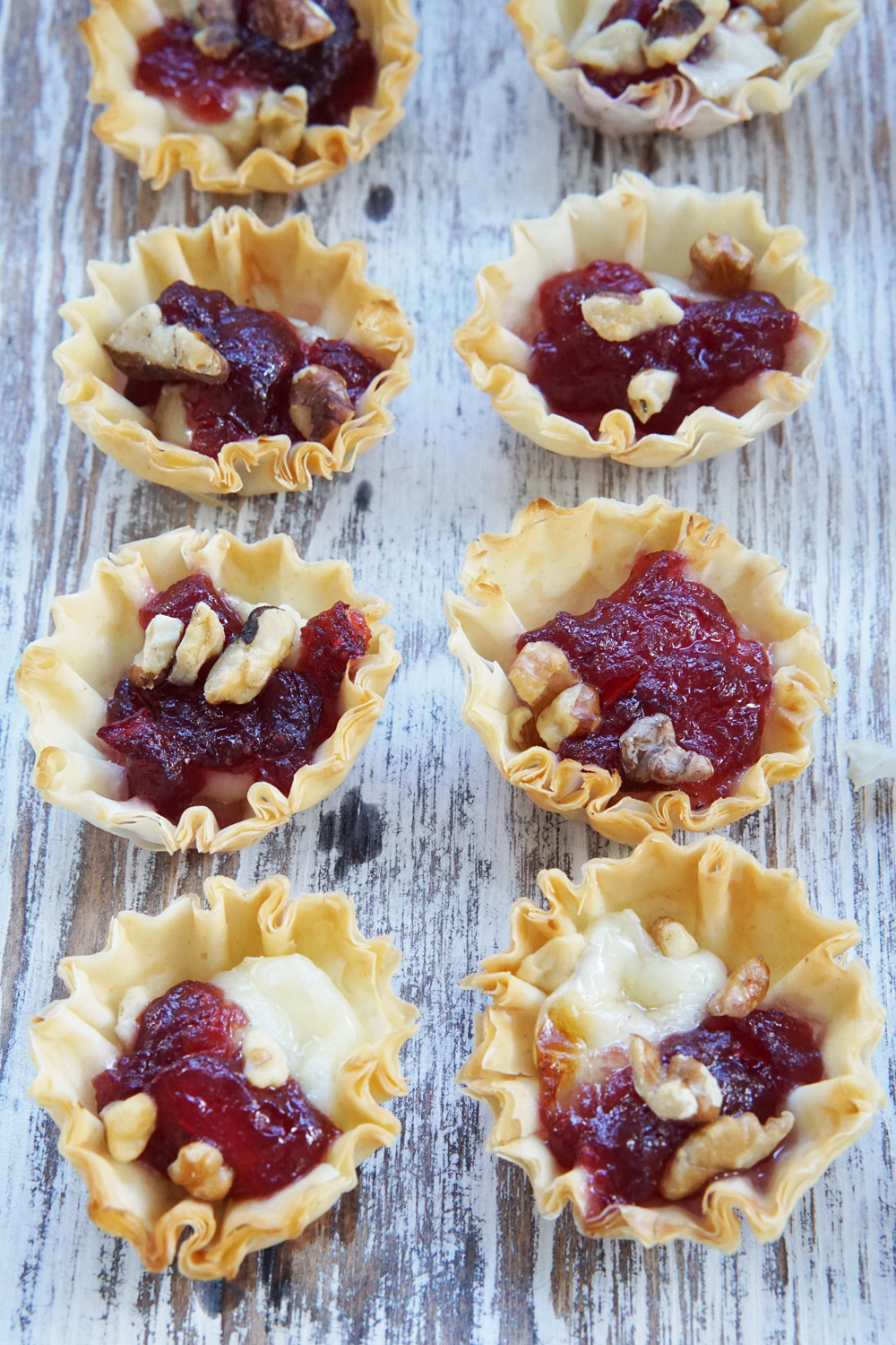 cranberry brie bites