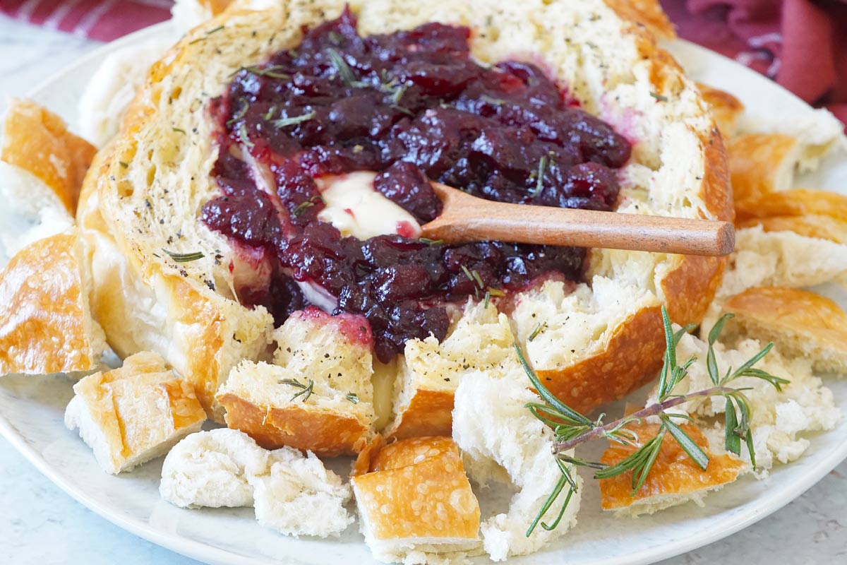 Cranberry Brie Bread Bowl