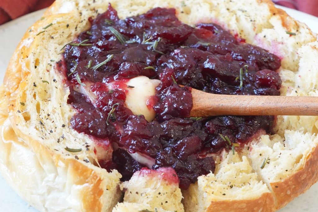 cranberry brie bread bowl