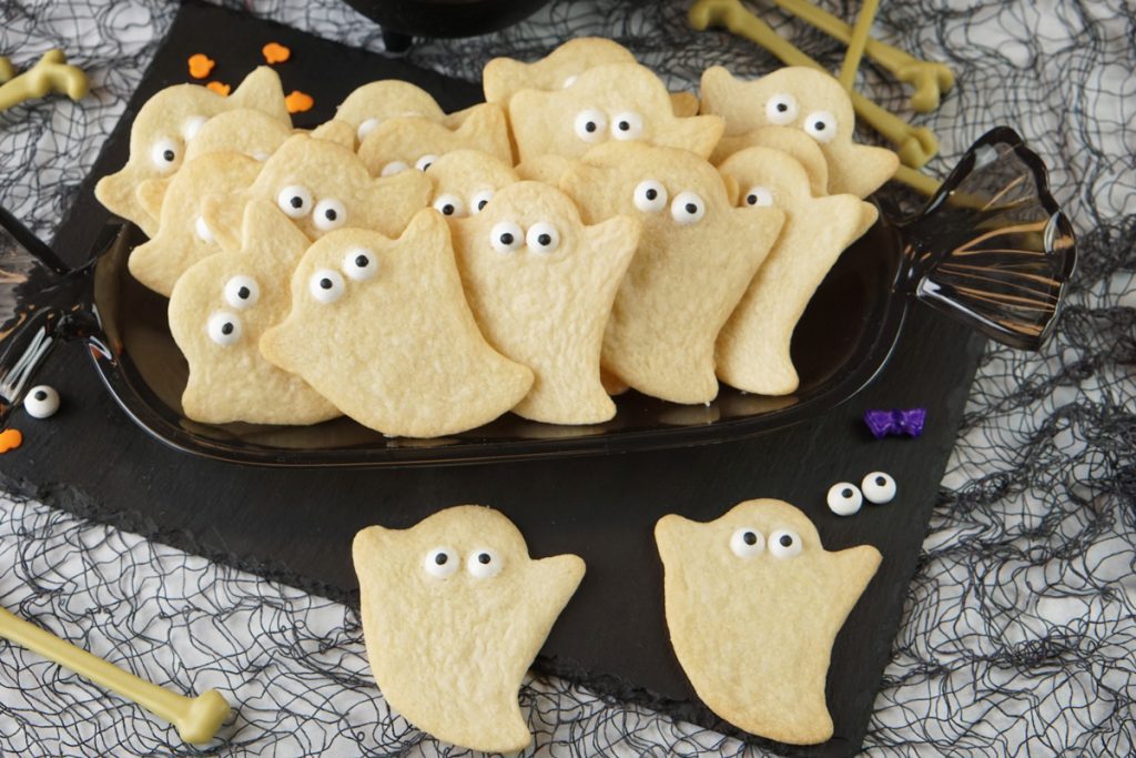 Spooky ghost cookies