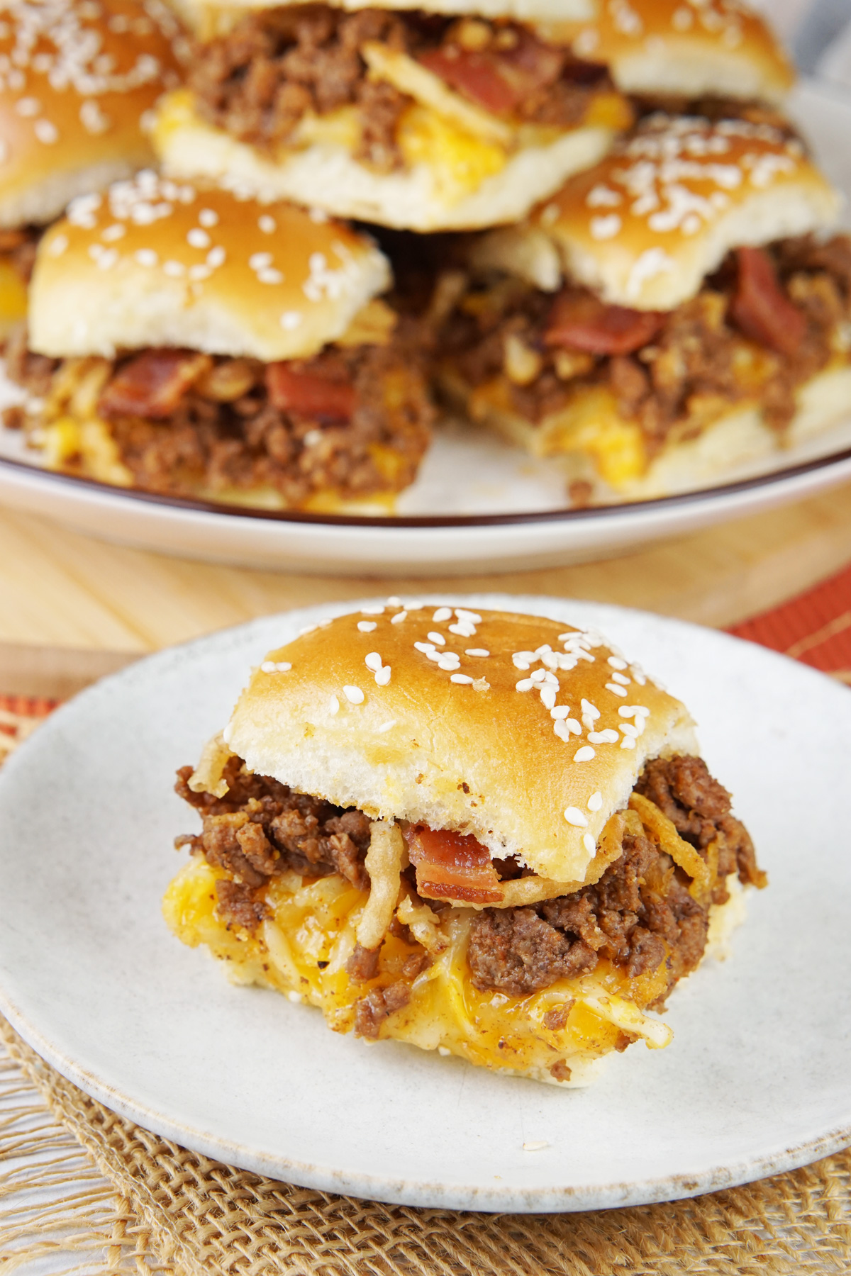 bbq bacon cheeseburger sliders