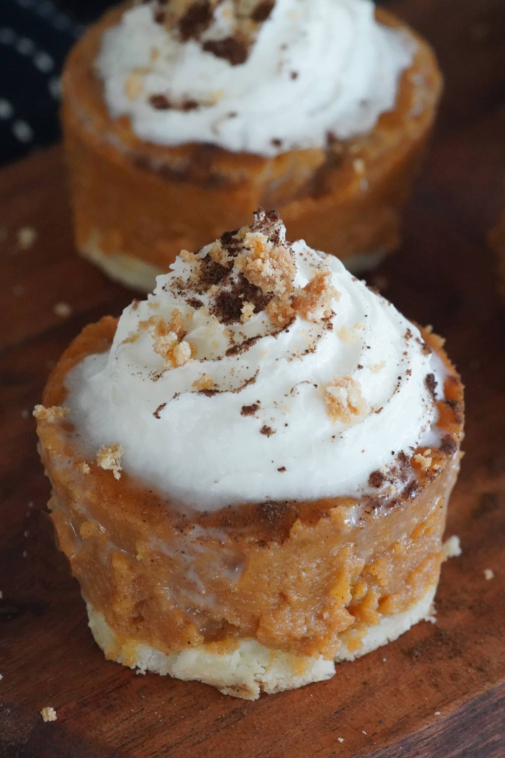 mini pumpkin pies