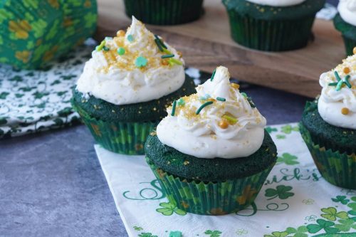 Green velvet cupcakes