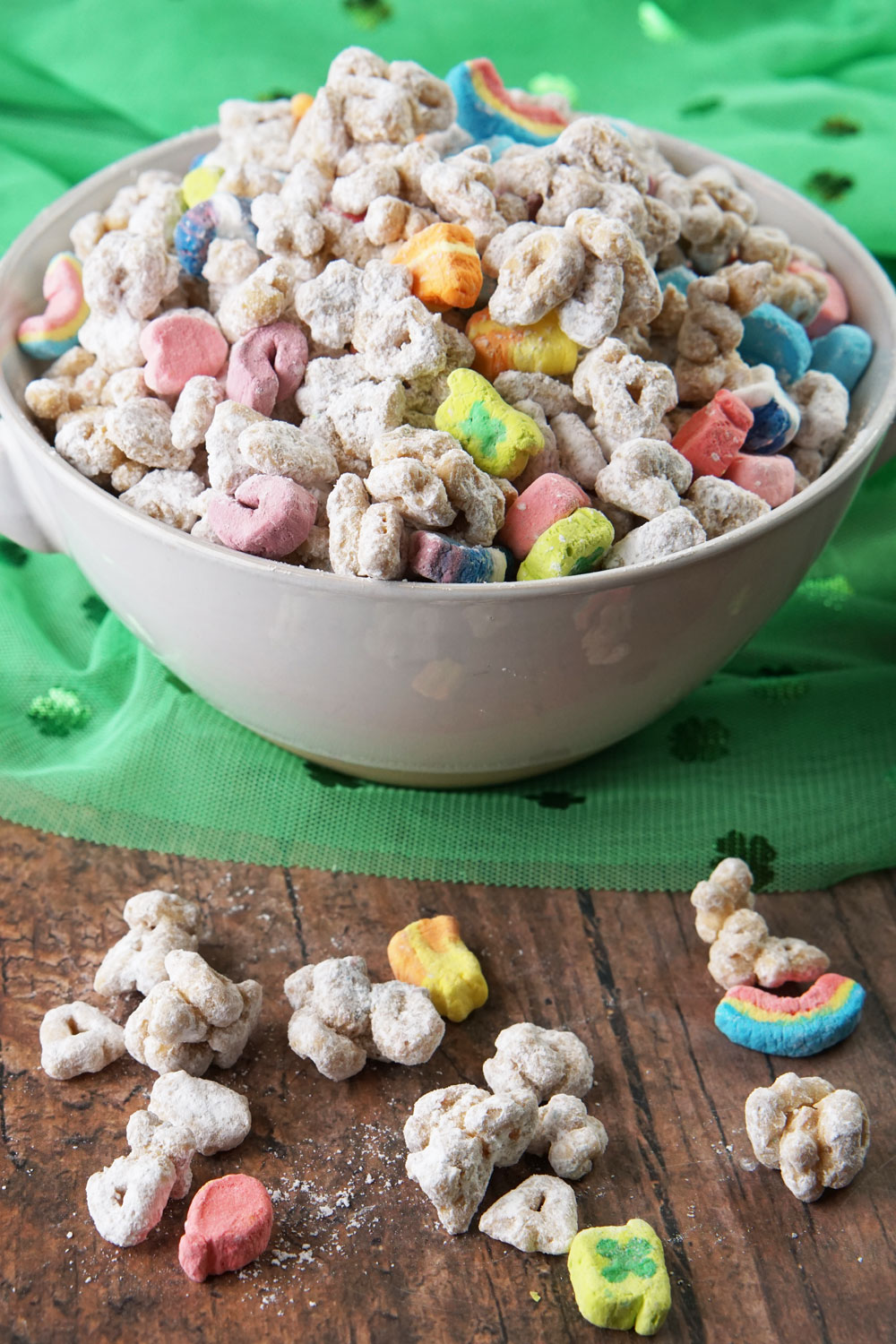 Lucky leprechaun chow