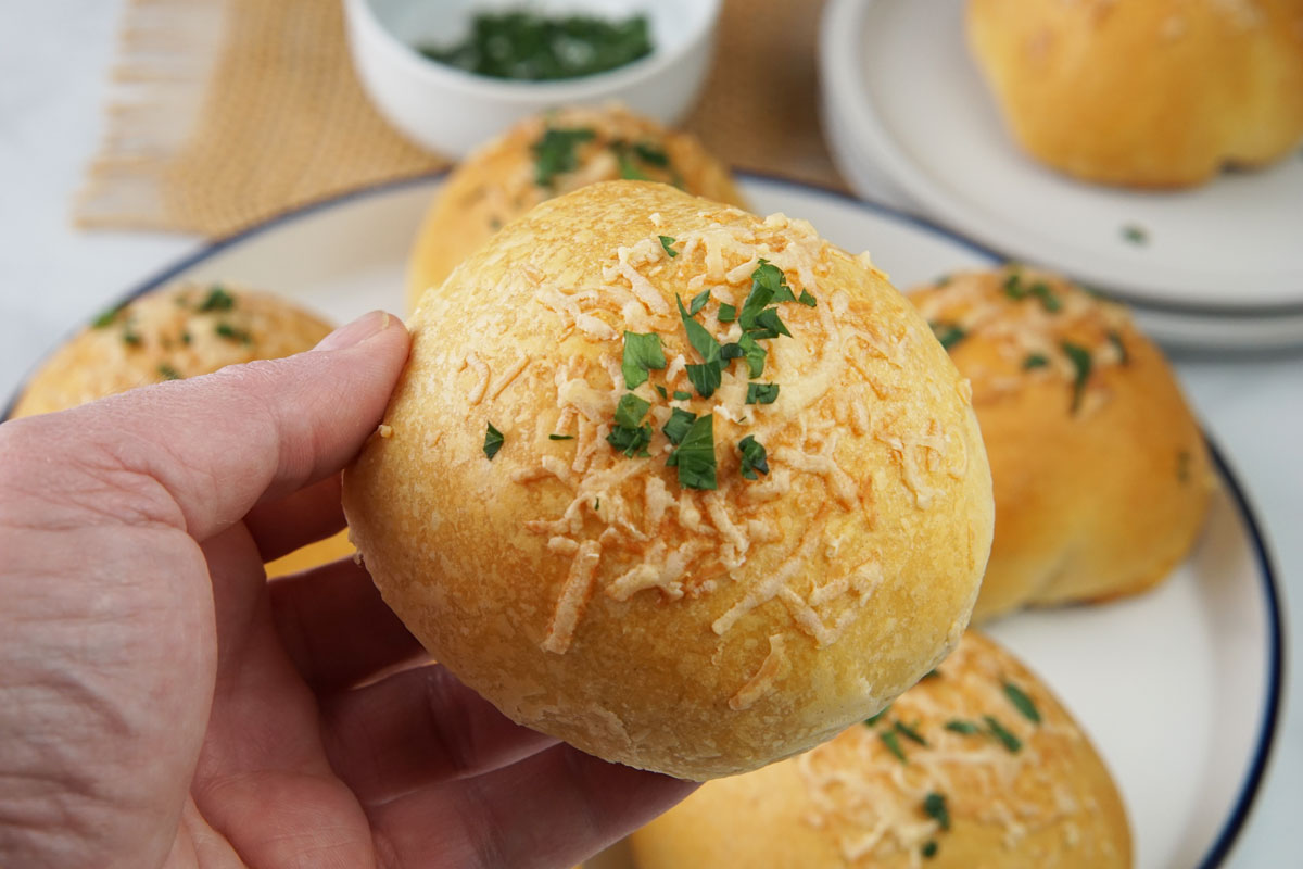 garlic parmesan cheeseburger bombs