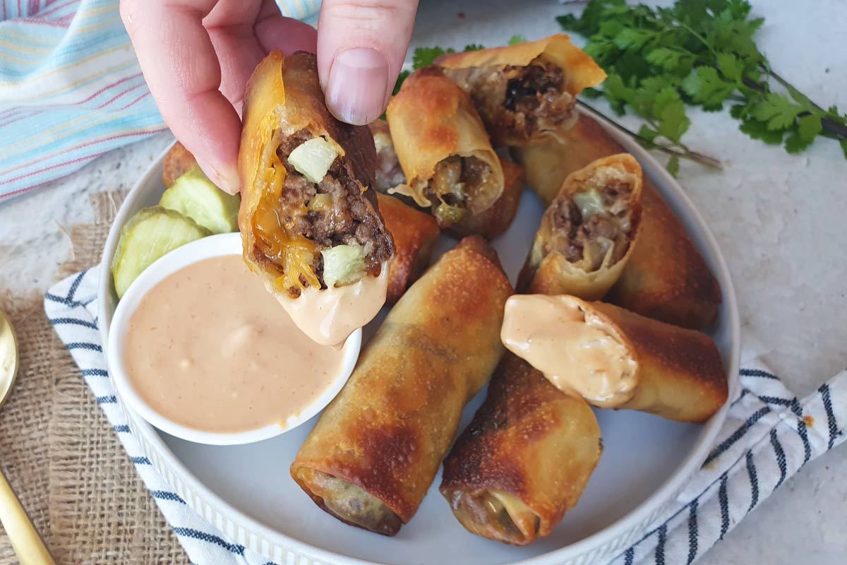 cheeseburger eggrolls