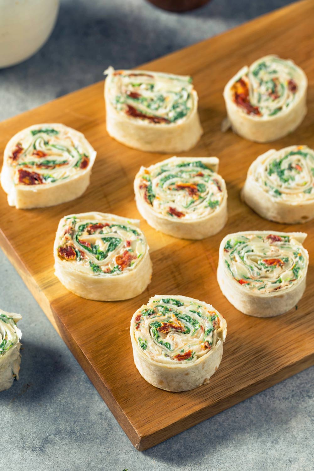 Spinach & Sun Dried Tomato Pinwheels