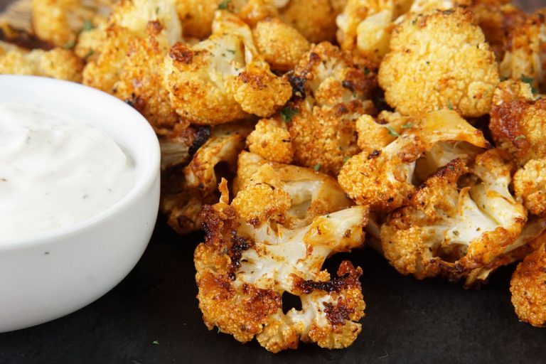 Ranch roasted cauliflower bites