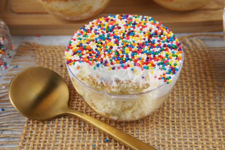 Dot cakes