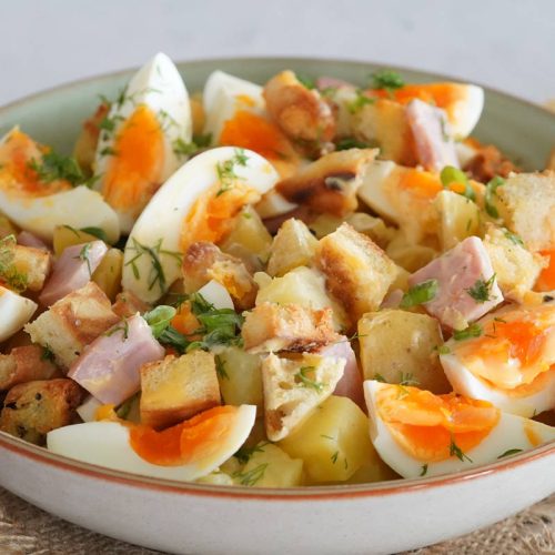 Eggs benedict potato salad