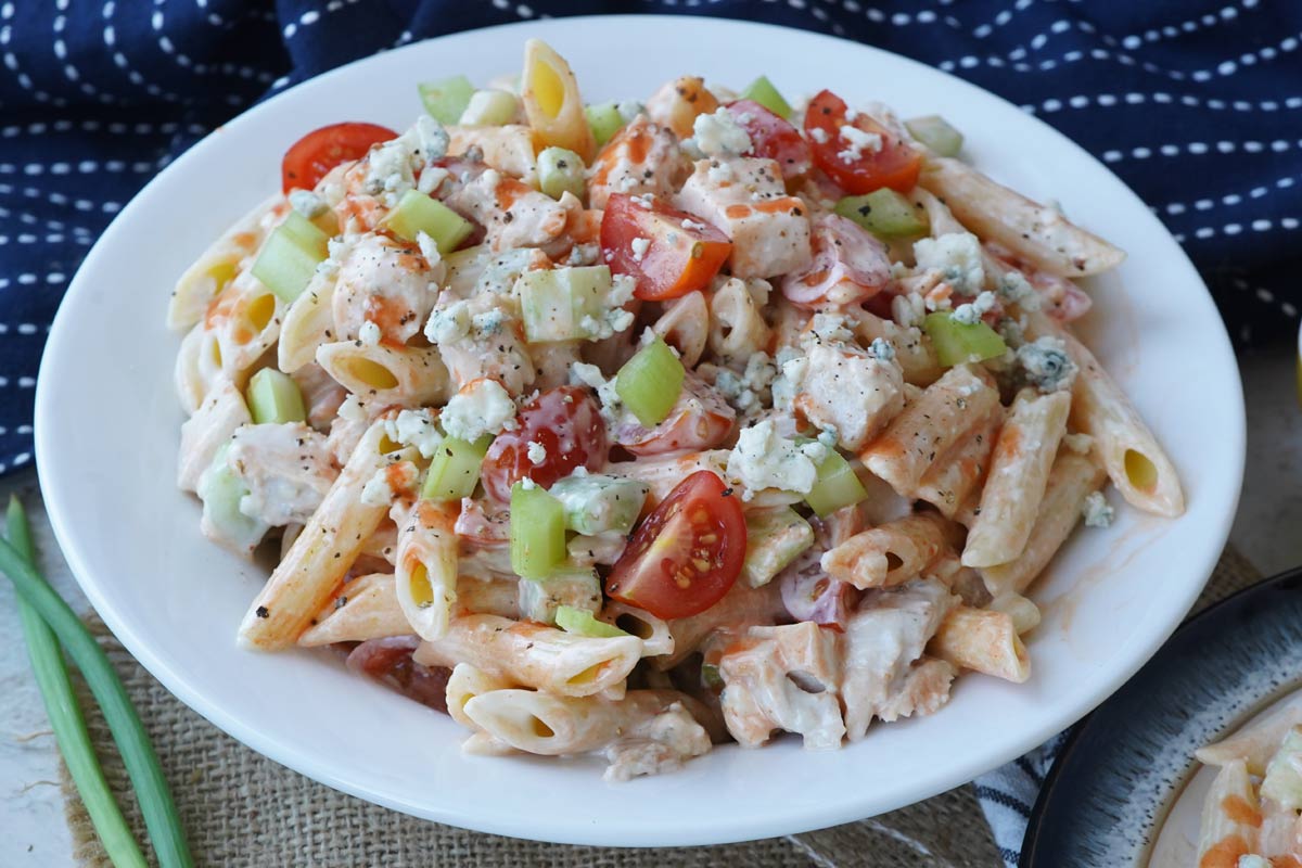 Buffalo chicken pasta salad