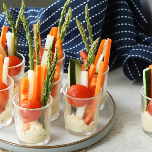 Hummus crudite cups