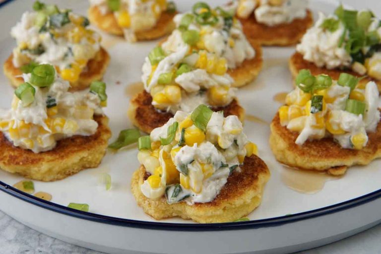 Crab and corn johnny cakes