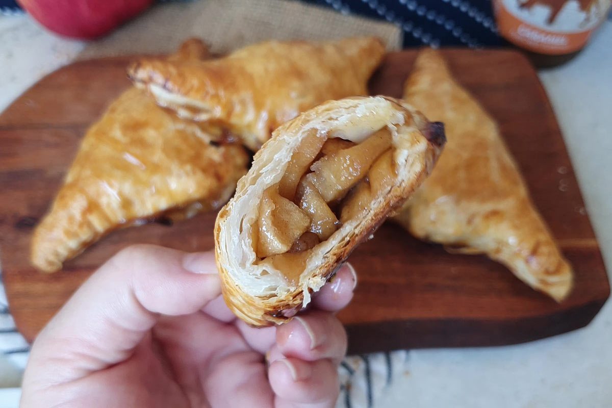 Puff pastry apple turnovers
