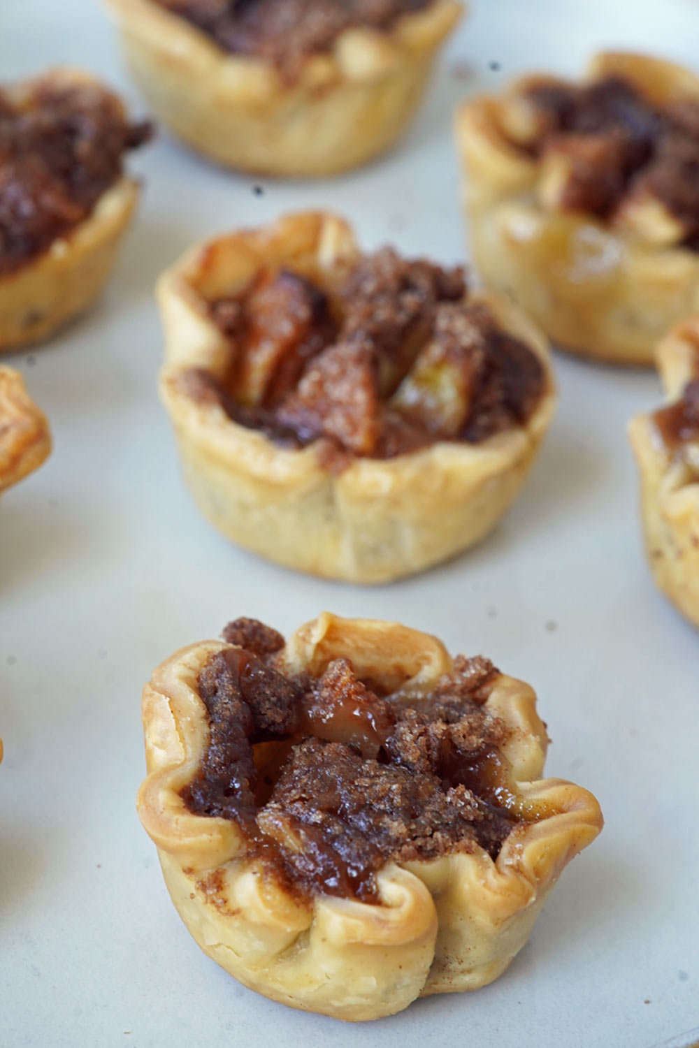 Mini apple tarts