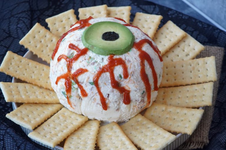 Bloodshot eye cheeseball