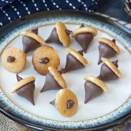 Chocolate acorns