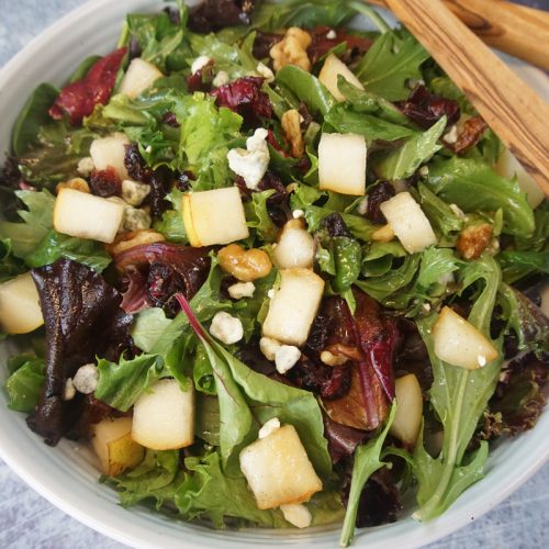 Pear and gorgonzola salad