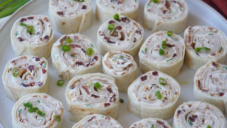 Bacon turkey cranberry roll ups